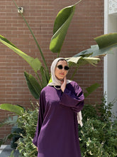 Load image into Gallery viewer, Rimas Suit - Crepe Royal
