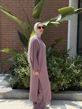 Load image into Gallery viewer, Rimas Suit - Crepe Royal
