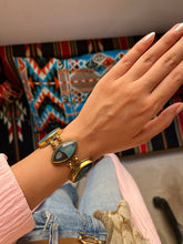Load image into Gallery viewer, Rohaa Bracelet - Pure Copper
