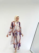 Load image into Gallery viewer, Norseen Casual Suit - Satin
