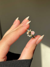 Load image into Gallery viewer, Flower Simple Ring - Gold Plated
