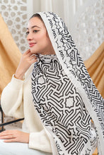 Load image into Gallery viewer, Nagwa Scarf - Cotton Digital
