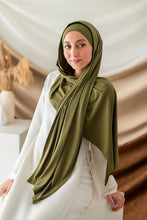 Load image into Gallery viewer, Taqwa Scarf With Bandana
