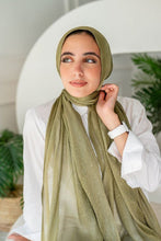 Load image into Gallery viewer, Mirna Scarf - Kuwaiti Chanel
