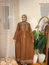Load image into Gallery viewer, Joweria Jalabiya - Linen
