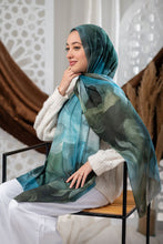 Load image into Gallery viewer, Hind Scarf - Crepe Digital
