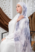 Load image into Gallery viewer, Zaria Scarf - Crepe Digital
