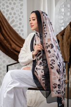 Load image into Gallery viewer, Taiseer Scarf - Crepe Digital
