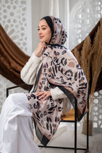 Load image into Gallery viewer, Taiseer Scarf - Crepe Digital
