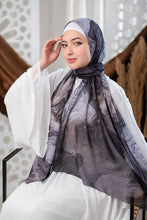 Load image into Gallery viewer, Rewan Scarf - Crepe Digital
