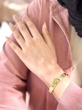 Load image into Gallery viewer, Rawaq Bangle - Pure Copper

