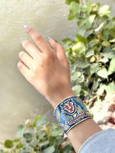 Load image into Gallery viewer, Raneem Bangle - Pure Copper
