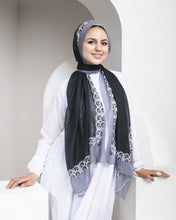 Load image into Gallery viewer, Ritaj Scarf - Kuwaiti Gauze Scarf
