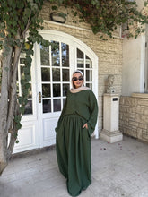 Load image into Gallery viewer, Khadija Suit - Linen
