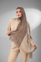 Load image into Gallery viewer, Pinar Scarf - Degrade Thailandy
