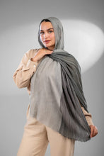 Load image into Gallery viewer, Omnia Scarf - Degrade Thailandy
