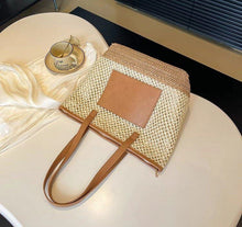 Load image into Gallery viewer, Manar Beach Bag - Wicker
