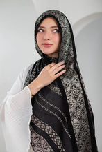 Load image into Gallery viewer, Tara Scarf - Iranian linen
