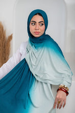 Load image into Gallery viewer, Shrouk Scarf - Kuwaiti Gel Degrade
