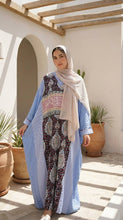 Load image into Gallery viewer, Modern Queen Linen Abaya

