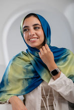 Load image into Gallery viewer, İrem Scarf - Satin Digital

