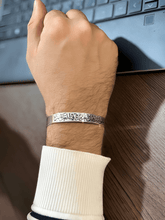 Load image into Gallery viewer, Hazem  Classy Bracelet
