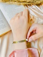 Load image into Gallery viewer, Unique Arabic Bracelet - Pure Copper
