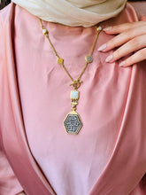 Load image into Gallery viewer, Doha Elegant  Necklace
