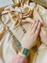 Load image into Gallery viewer, Arabian authentic Set - Silver Plated And Gold Plated
