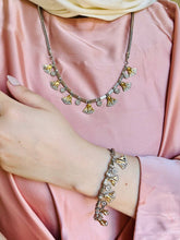 Load image into Gallery viewer, Luxurious And Unique Set - Silver Plated And Gold Plated
