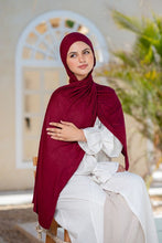 Load image into Gallery viewer, Eman Scarf - Pure Kuwaiti
