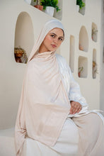 Load image into Gallery viewer, Nahla Scarf - Pure Kuwaiti

