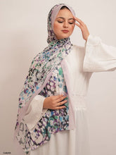Load image into Gallery viewer, Samia Scarf - Crepe Digital
