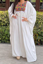Load image into Gallery viewer, Lama Abaya - Linen
