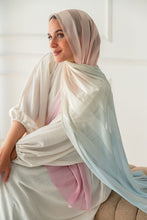 Load image into Gallery viewer, Dalida Scarf - Degrade Dubita * Satin
