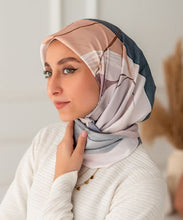 Load image into Gallery viewer, Zaad Scarf - Turkish Satin
