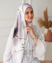 Load image into Gallery viewer, Yamna Scarf - Turkish Satin
