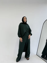 Load image into Gallery viewer, Tarteel Suit - Linen
