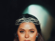 Load image into Gallery viewer, Headpiece Crown - Silver Plated
