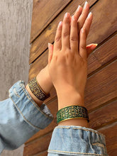 Load image into Gallery viewer, Pharaonic Bangle - Pure Copper
