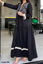 Load image into Gallery viewer, Khadija Abaya - Korisha
