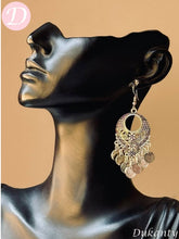 Load image into Gallery viewer, Aliaa Earring - Metal
