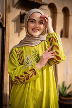 Load image into Gallery viewer, Jalabiya Yara - Linen
