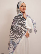 Load image into Gallery viewer, Lucia Scarf - Crepe Digital
