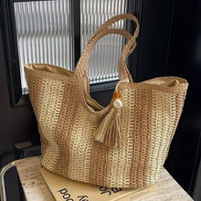 Load image into Gallery viewer, Rana Beach Bag - Wicker
