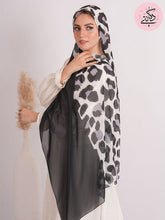 Load image into Gallery viewer, Fatma Scarf - Crepe Digital
