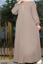 Load image into Gallery viewer, Rodina Abaya - Crepe
