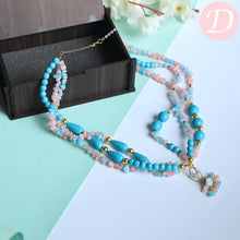 Load image into Gallery viewer, Vintage Dovetail Necklace - Turquoise and Seashell
