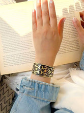 Load image into Gallery viewer, Onas Bangle - Pure Copper
