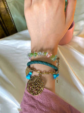 Load image into Gallery viewer, Sara Delicate Set

